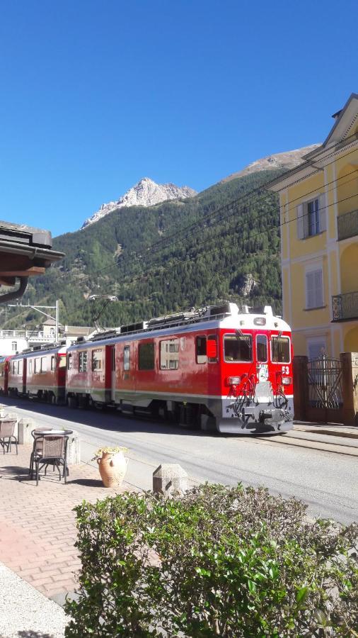 Hotel Posta Poschiavo Ngoại thất bức ảnh