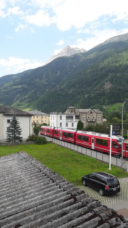 Hotel Posta Poschiavo Ngoại thất bức ảnh