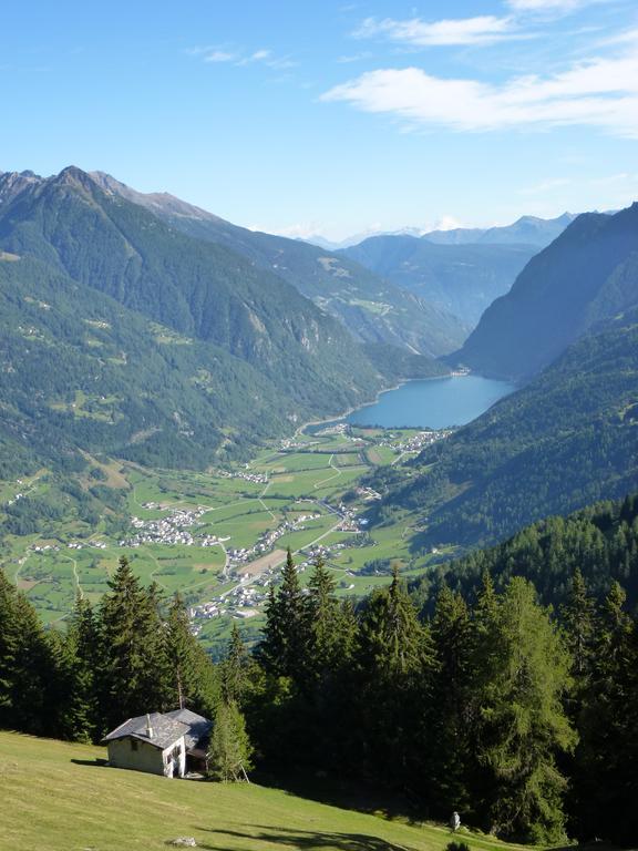 Hotel Posta Poschiavo Ngoại thất bức ảnh