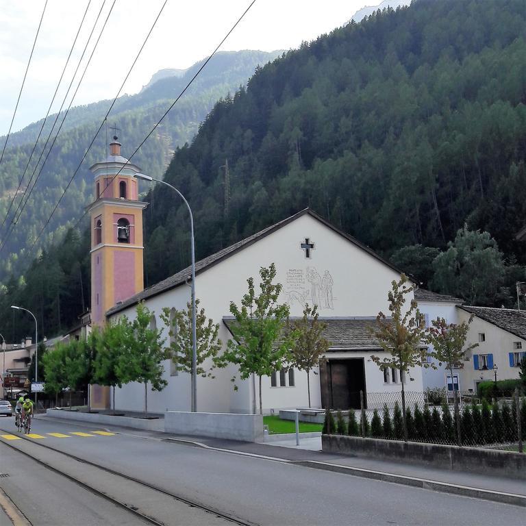 Hotel Posta Poschiavo Ngoại thất bức ảnh